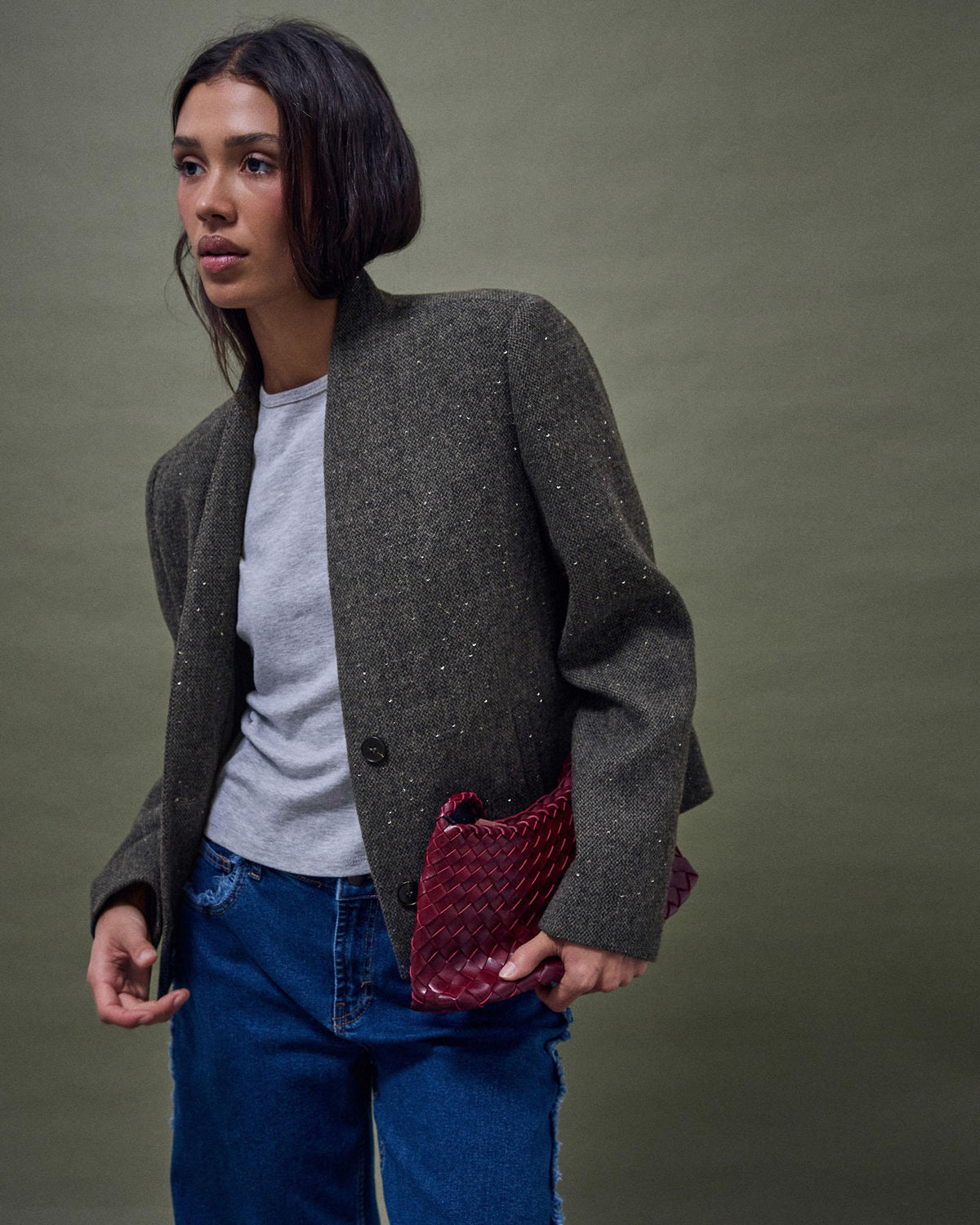 Chaqueta gris con lana y lentejuelas
