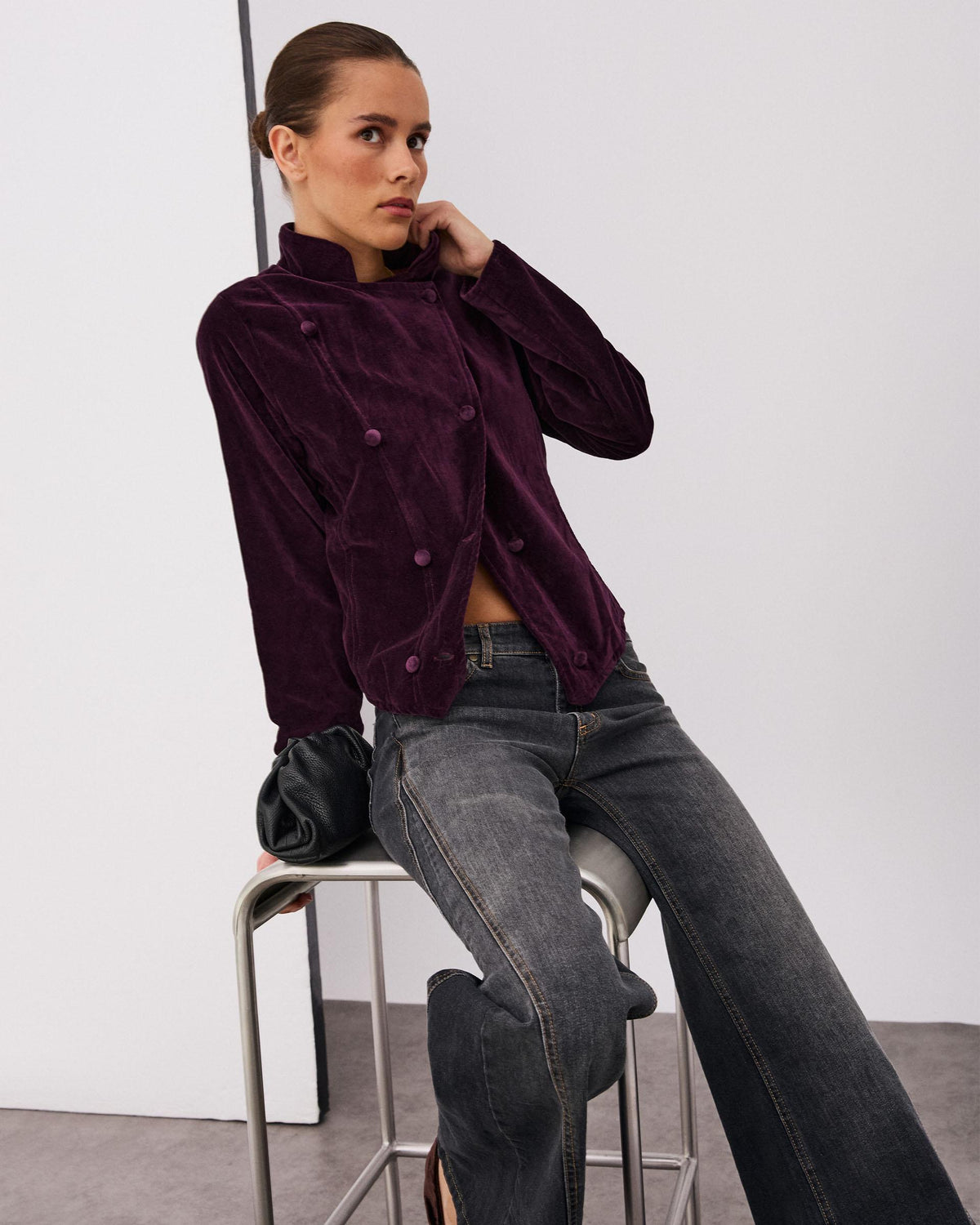 Chaqueta cruzada de terciopelo morado