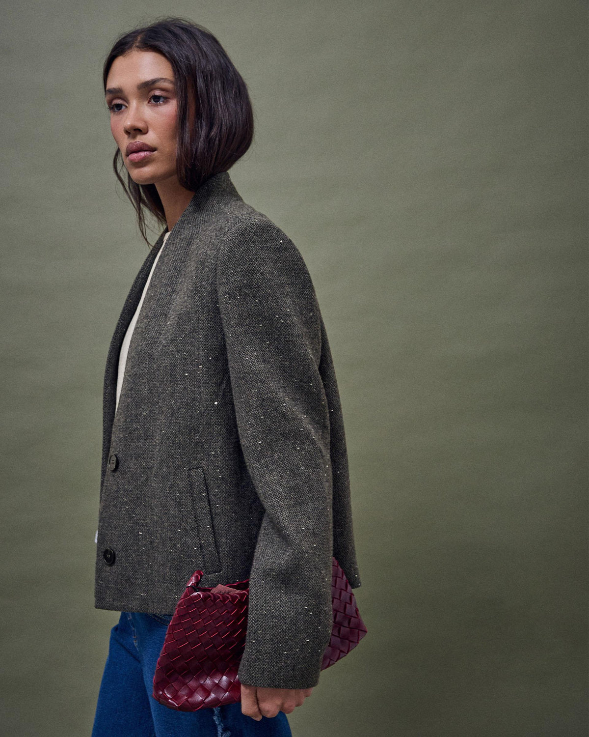 Chaqueta gris con lana y lentejuelas