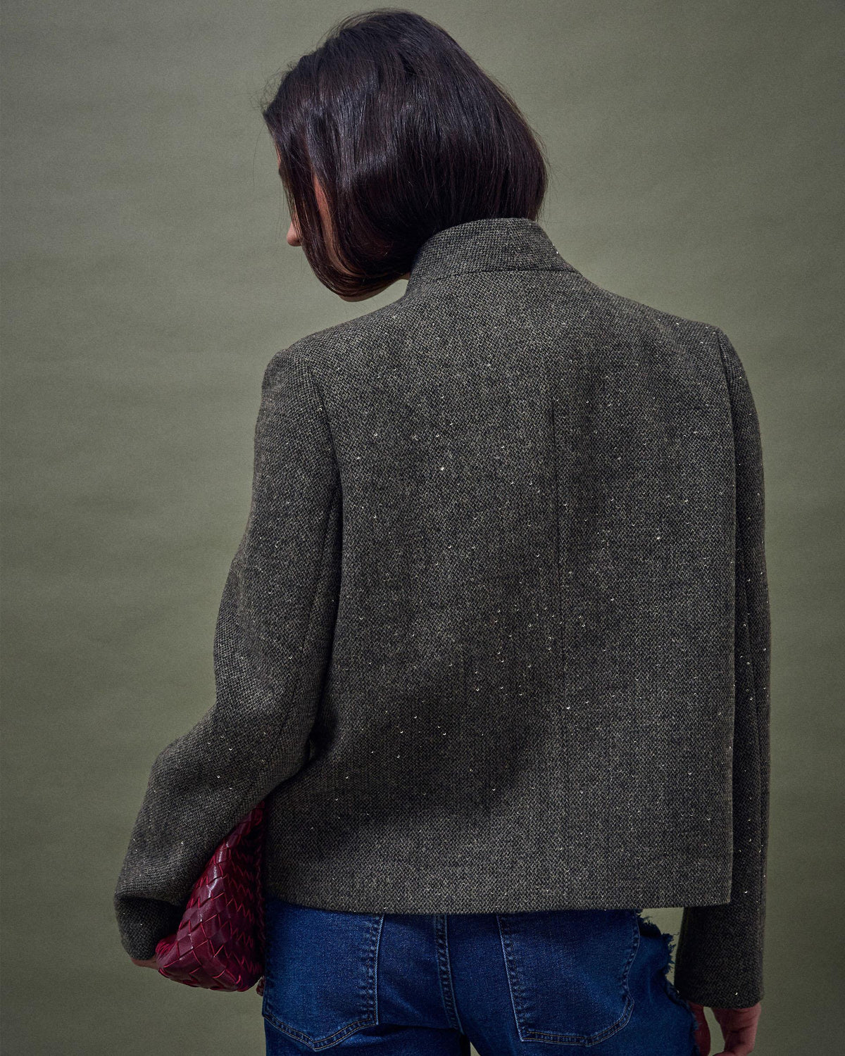 Chaqueta gris con lana y lentejuelas